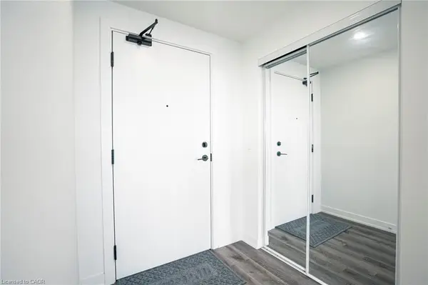 600 North Service RD #418, Hamilton, ON L8E 0L2