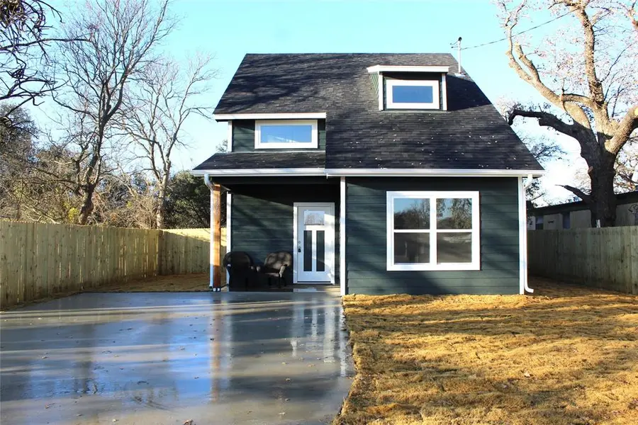 1430 N Bates Street, Stephenville, TX 76401