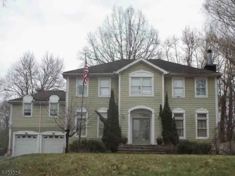 372 Passaic Ave, West Caldwell Twp., NJ 07006