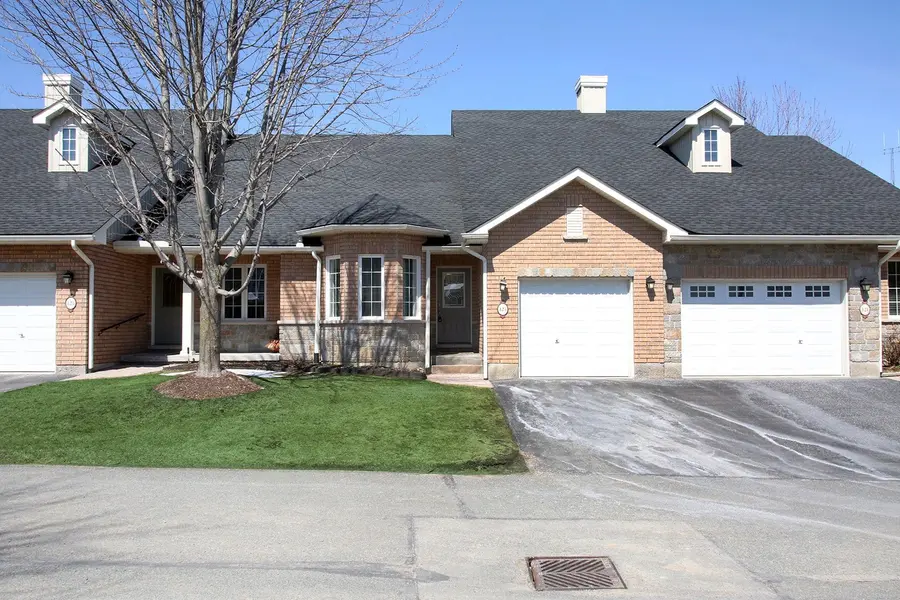 123 Village CRES #69, Peterborough, ON K9J 0A9