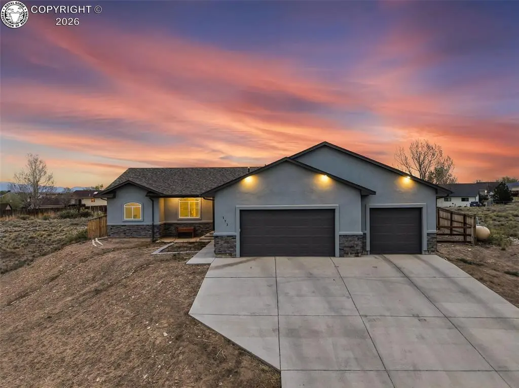 171 W Legend DR, Pueblo West, CO 81007