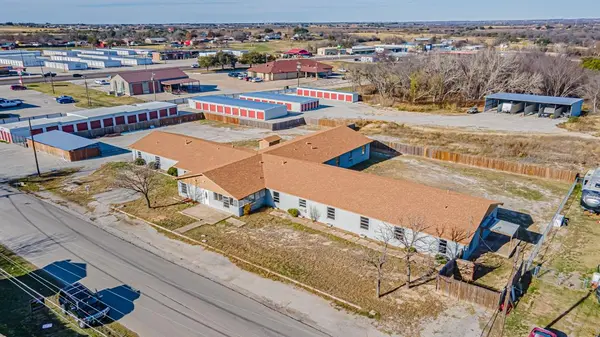 202 E Clinton Street, Dublin, TX 76446