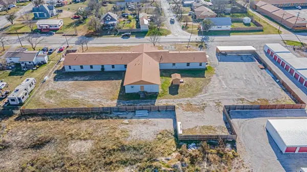 202 E Clinton Street, Dublin, TX 76446