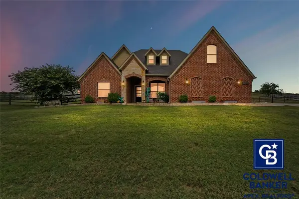 1316 Prairie Point Drive,  Rhome,  TX 76078