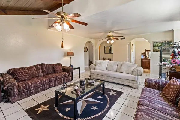 750 N US HIGHWAY 287, Palestine, TX 75803