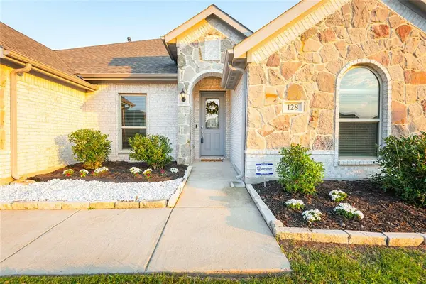 128 Wenham Way, Forney, TX 75126