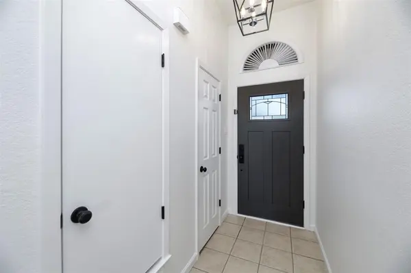 485 Ashley Lane, Roanoke, TX 76262