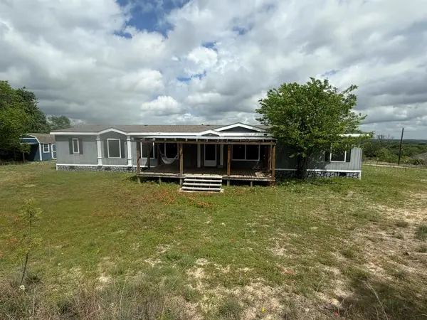 1085 Highland Circle, Springtown, TX 76082