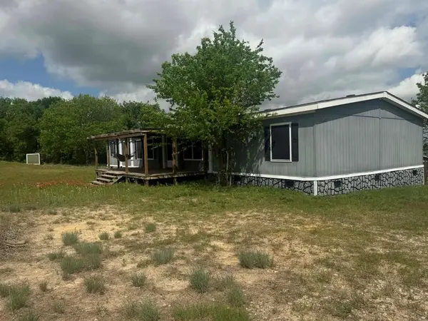 1085 Highland Circle, Springtown, TX 76082