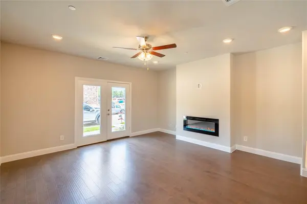 7800 Manilla Drive, Rowlett, TX 75088