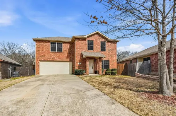 2209 Upcreek Court, Dallas, TX 75253