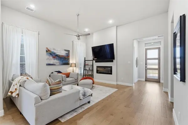 480 Caitlyn Way, Fairview, TX 75069