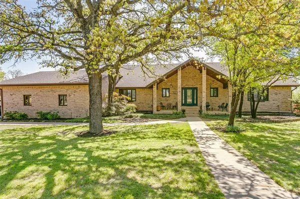 1557 Latigo Hills Road, Bartonville, TX 75022