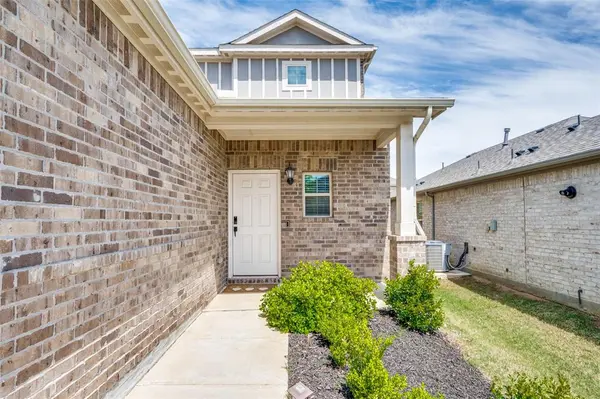 14149 Danesdale Drive, Pilot Point, TX 76258