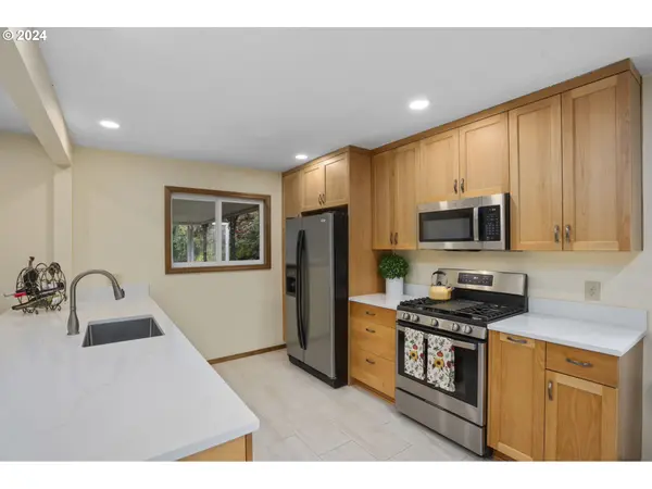 15775 SW QUEEN VICTORIA PL, Portland, OR 97224