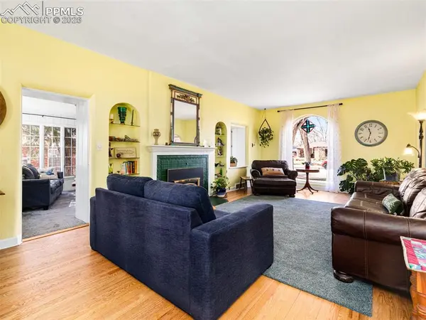 2932 8th AVE, Pueblo, CO 81008