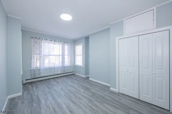 723 E 26TH ST, Paterson City, NJ 07504