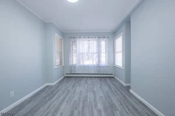 723 E 26TH ST, Paterson City, NJ 07504