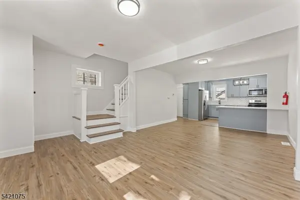 18 Hilton Ave, Maplewood Twp., NJ 07040