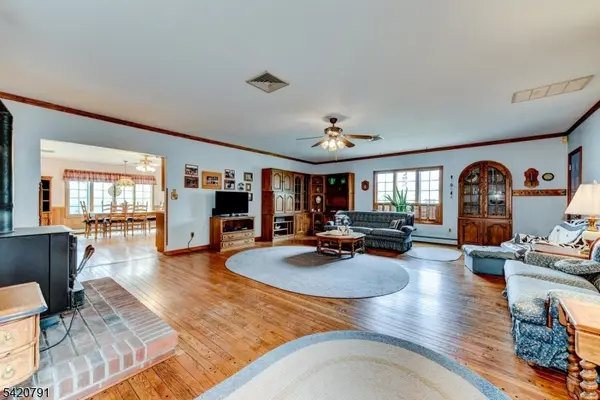 83 Whitford Ave, Nutley Twp., NJ 07110