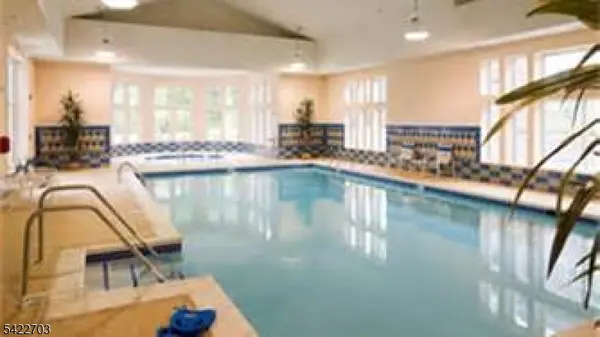 9402 Warrens Way, Wanaque Boro, NJ 07465