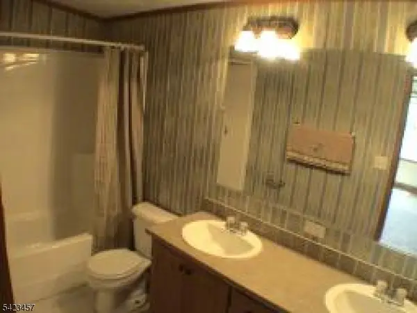 18 Pursel St, Phillipsburg Town, NJ 08865