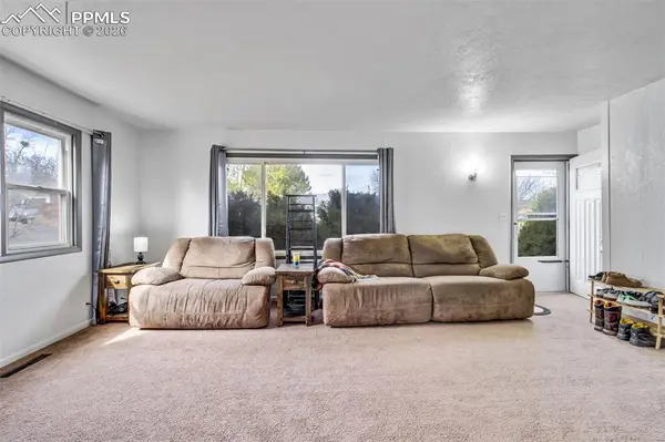 790 J AVE, Limon, CO 80828