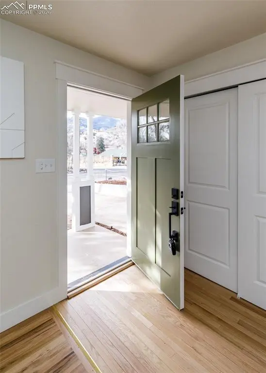 3632 W Pikes Peak AVE, Colorado Springs, CO 80904