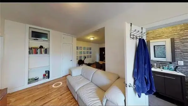 5001 4th AVE, Brooklyn, NY 11220