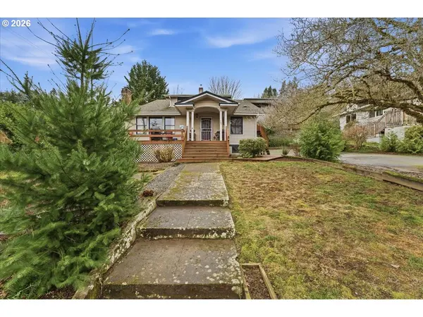 706 W B St., Rainier, OR 97048