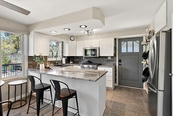 6185 E Dave ST, Big Prairie Twp, MI 49337