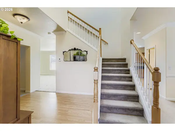 14617 SE THORNAPPLE LN, Milwaukie, OR 97267