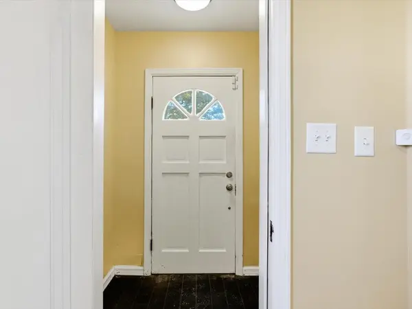 1803 10th AVE, Port Huron City, MI 48060