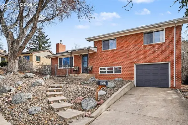 2207 McArthur AVE,  Colorado Springs,  CO 80909