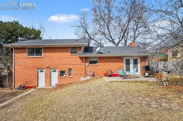 2207 McArthur AVE, Colorado Springs, CO 80909