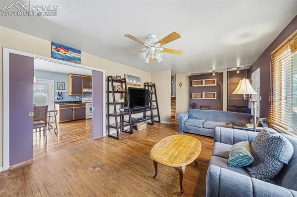 2207 McArthur AVE, Colorado Springs, CO 80909