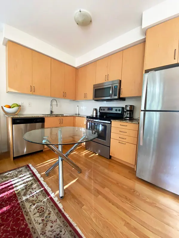 23 Eldora AVE #70, Toronto C07, ON M2M 0B5