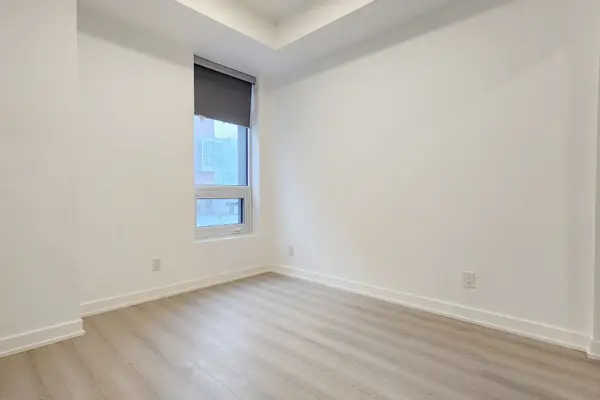 100 Queen ST E #301, Toronto C08, ON M5C 0B5