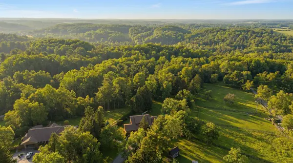 2431 Britannia RD, Burlington, ON L7P 0E9