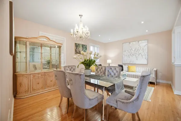 48 Valleyside TRL, Brampton, ON L6P 2G2