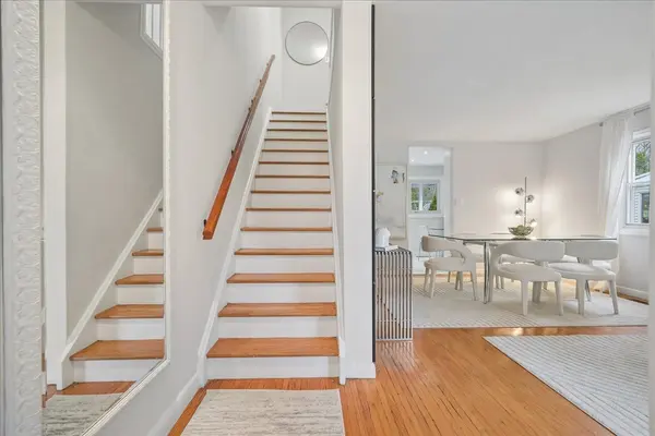 51 Skylark RD, Toronto W02, ON M6S 4M5