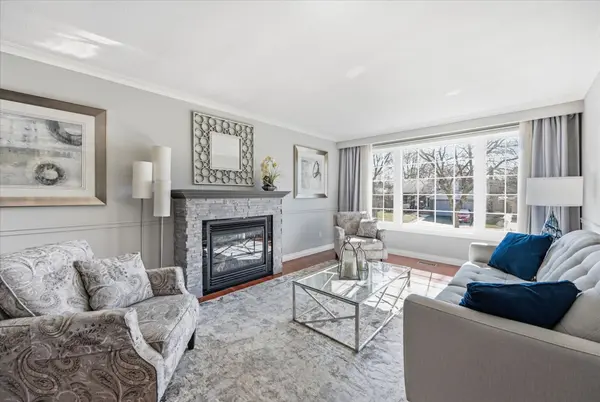 3299 Spruce AVE, Burlington, ON L7N 1J5