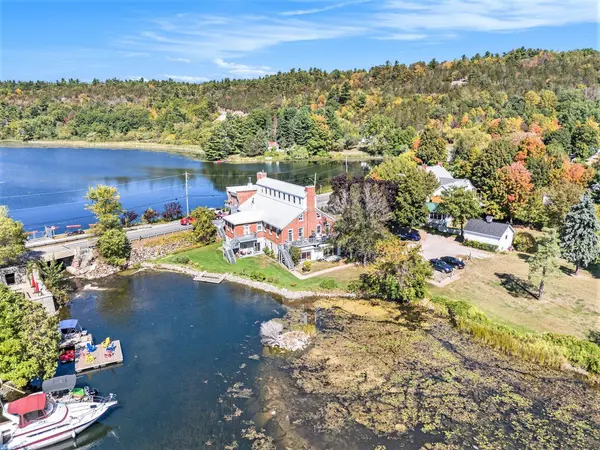 19 Main ST #1, Westport, ON K0G 1X0