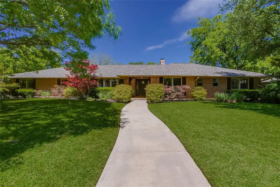 7015 Midbury Drive, Dallas, TX 75230