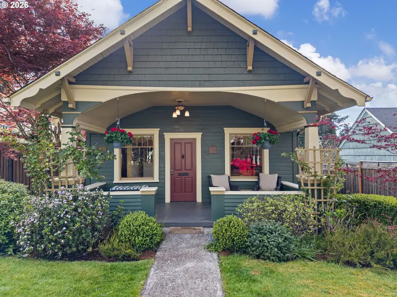 2050 FRIENDLY ST, Eugene, OR 97405