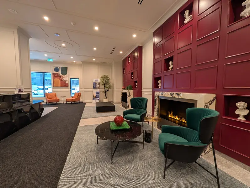 180 Front ST E #2915, Toronto C08, ON M5A 0A9