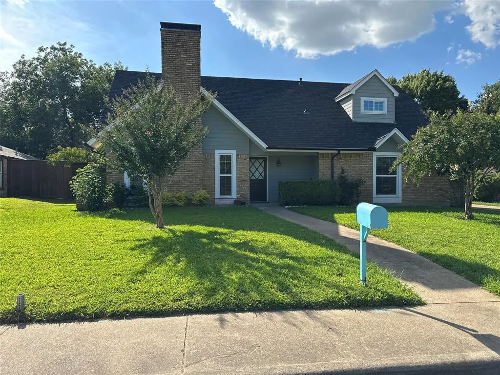 147 N Greenstone Lane, Duncanville, TX 75116