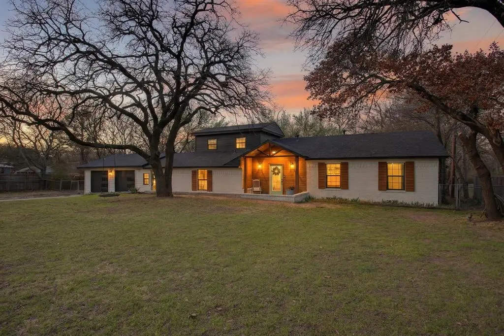 316 Old Justin Road, Argyle, TX 76226