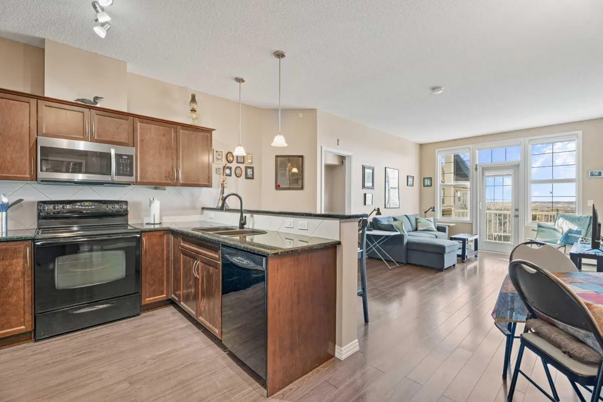 1 Crystal Green LN #410, Okotoks, AB T1S 0C5