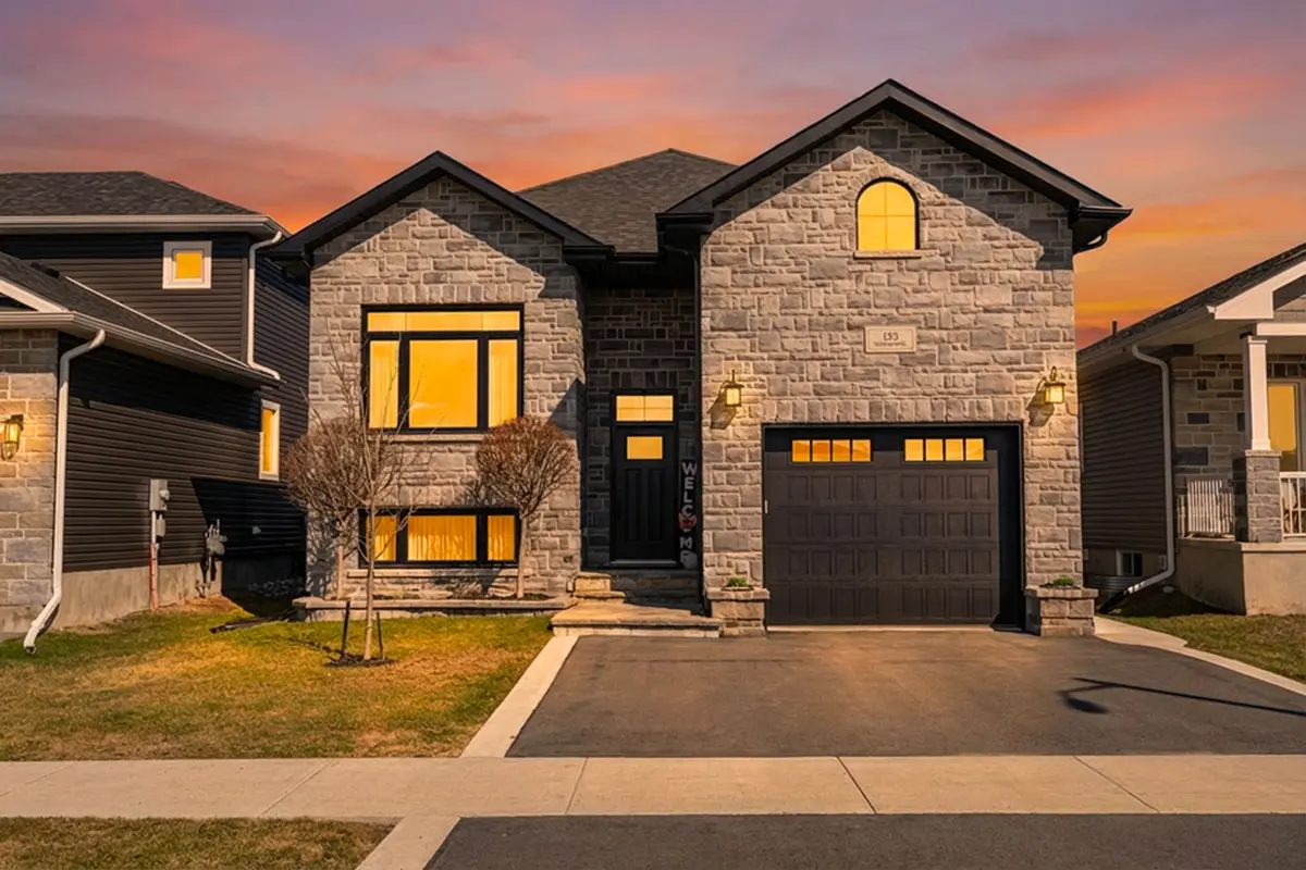 133 Brennan CRES, Loyalist, ON K0H 2H0